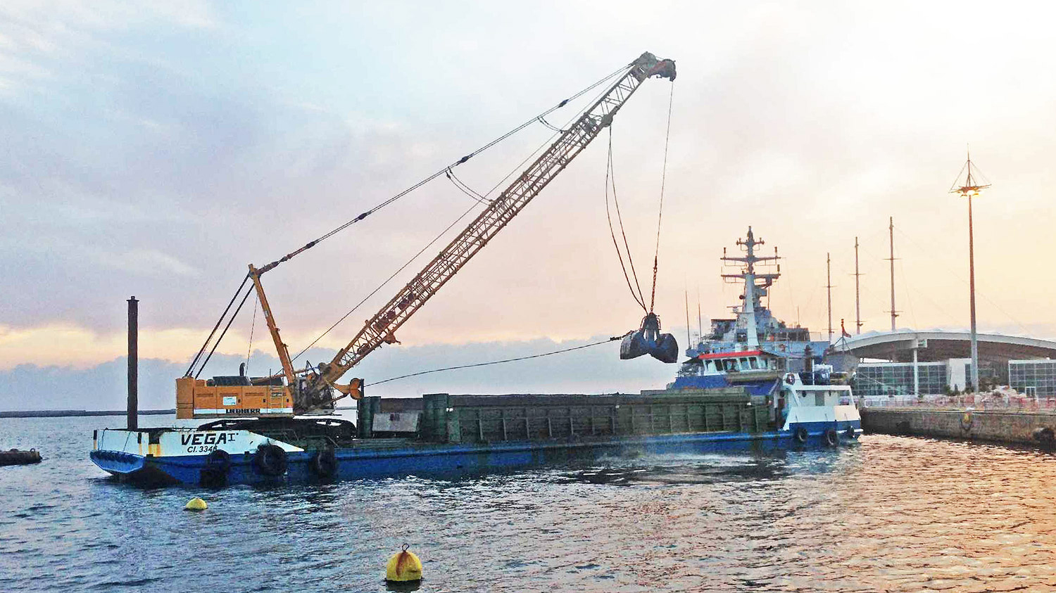 Escavo fondali Progetto Porto di Cagliari - Ing. Ritossa